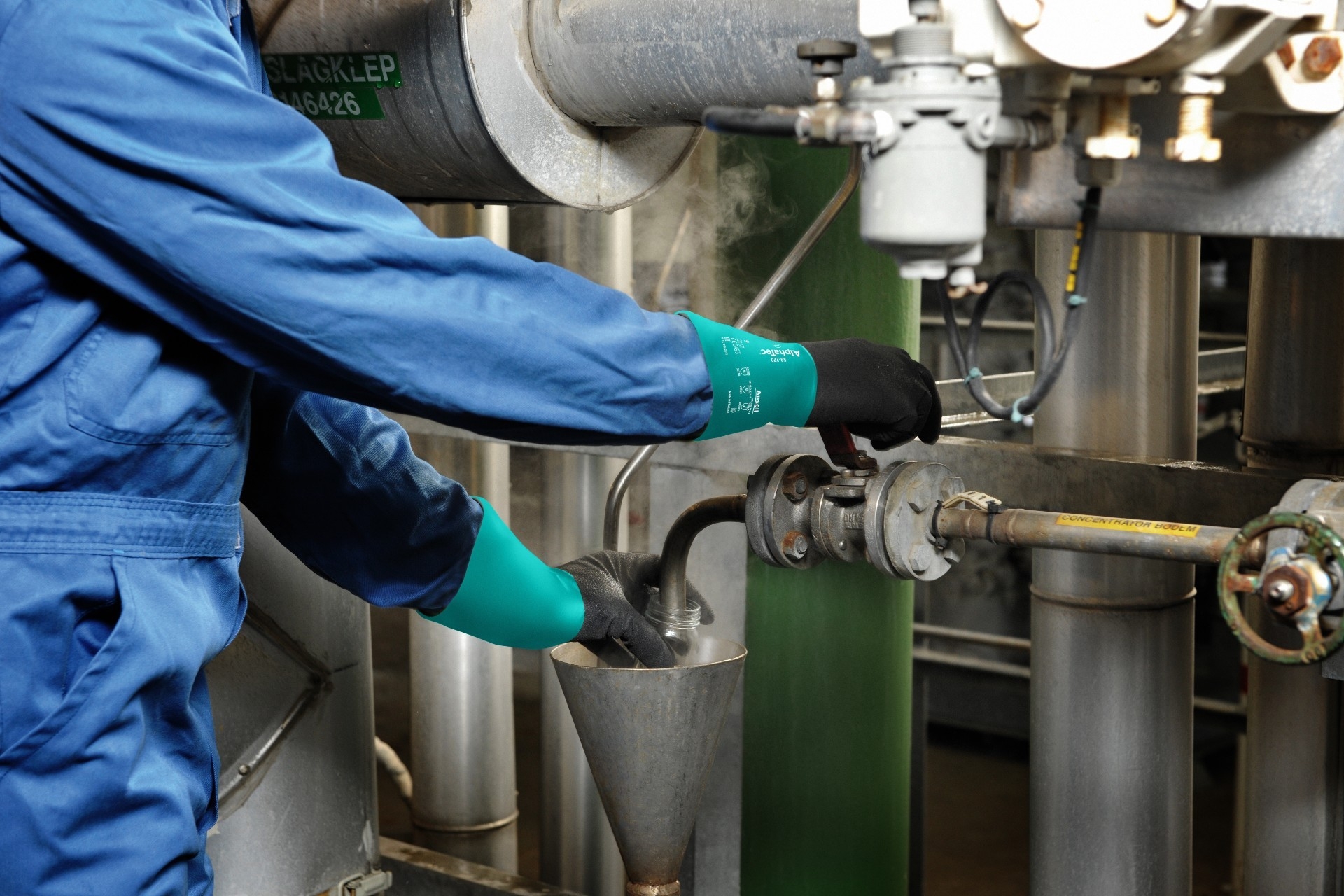 Hoe kies je  chemicaliën- en virusbestendige handschoenen?